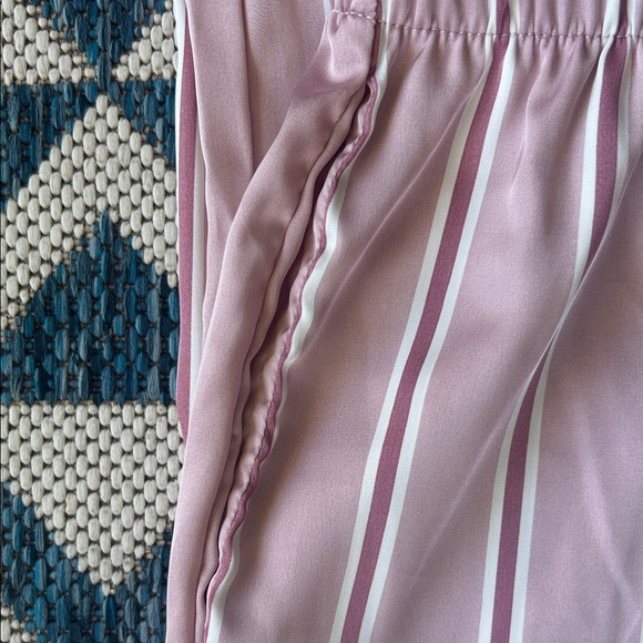 Chic Pink Striped Silky Pajama Pant Set XXL - Picture 5 of 9